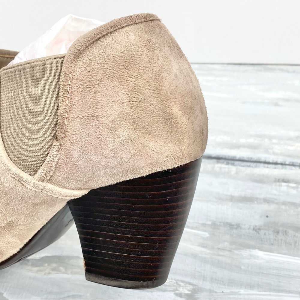 Vaneli Suede Leather Booties “Jody” Truffle Suede Boots Taupe Beige Ankle Boot 9 - Picture 15 of 16